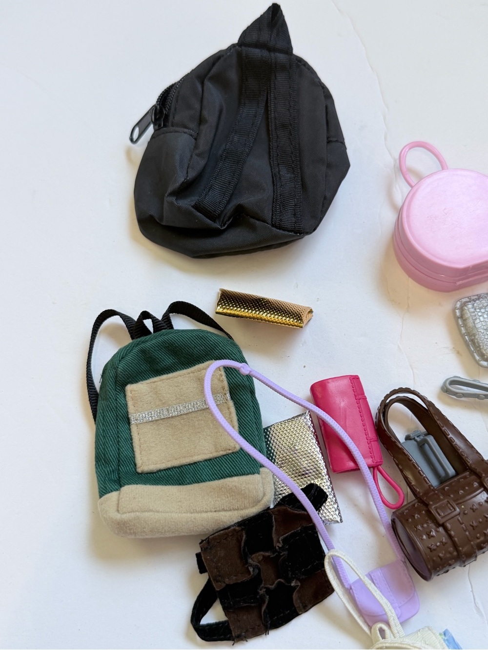 Barbie Doll Handbag Lot - Pastel Pink, Mint, Gold, Brown, Black - Picture 5 of 5